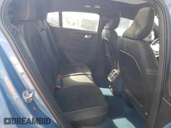2022 Volvo C40 Ultimate с VIN YV4ED3GB9N2004012, выставлен на аукционе Copart как лот 74464444 с пробегом 3 953 миль миль и Списание • Salvage title. История ставок и продаж доступна на DreamBid. Изображение 11.