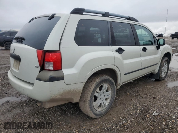 2004 Mitsubishi Endeavor LS with VIN 4A4MM21S04E149821, listed as a Copart auction lot 42602675 with 261,227 mi miles and Salvage Title. Bid and sale history available at carsss.com. Image 3.