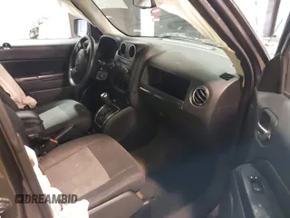 2016 Jeep Patriot Sport with VIN 1C4NJRBB0GD691510, listed as a IAAI auction lot 41729015 with 177,527 mi miles and . Bid and sale history available at carsss.com. Image 5.