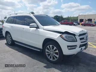 2014 Mercedes-Benz GL-Class GL 450 with VIN 4JGDF7CE0EA298157, listed as a IAAI auction lot 42094478 with 202,424 mi miles. Bid and sale history available at carsss.com. Image 1.