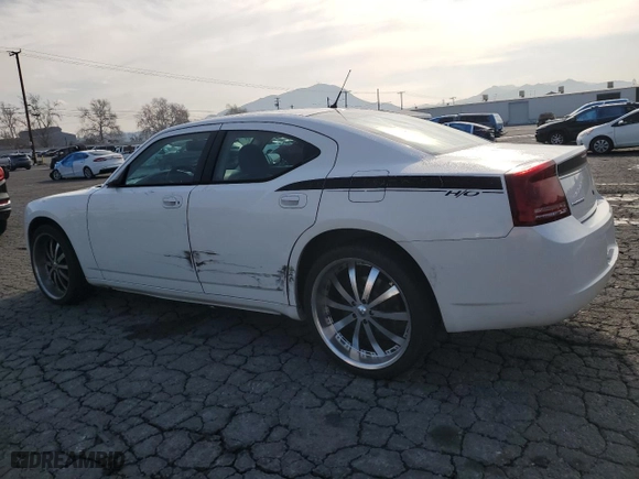 2008 Dodge Charger with VIN 2B3KA43R98H277360, listed as a Copart auction lot 42643745 with 162,641 mi miles and Salvage Title. Bid and sale history available at carsss.com. Image 2.