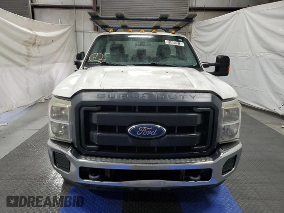 2015 Ford F-350 with VIN 1FDBF3E6XFEB15072, listed as a Copart auction lot 51690075 with 187,272 mi miles and Clean title. Bid and sale history available at DreamBid. Image 5.