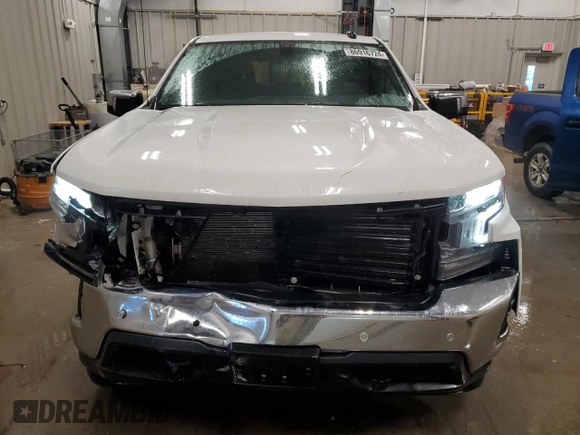 2020 Chevrolet Silverado 1500 LT with VIN 1GCRYDEDXLZ310143, listed as a Copart auction lot 86916724 with 44,228 mi miles and Salvage Title. Bid and sale history available at carsss.com. Image 5.