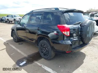 2007 Toyota RAV4 with VIN JTMZD33V176033066, listed as a IAAI auction lot 41933921 with 209,514 mi miles. Bid and sale history available at carsss.com. Image 3.