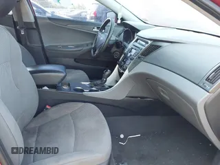 2014 Hyundai Sonata GLS z VIN 5NPEB4AC4EH865502, wystawiony jako IAAI lot #42086730 z przebiegiem 223 622 mil mil oraz . Historia ofert i sprzedaży dostępna na DreamBid. Obrazek 5.