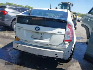 2015 Toyota Prius Four with VIN JTDKN3DU8F0440839, listed as a IAAI auction lot 41998503 with 98,093 mi miles and . Bid and sale history available at DreamBid. Image 16.