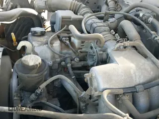 2002 Toyota Tacoma z VIN 5TENL42N42Z015522, wystawiony jako IAAI lot #42465871 z przebiegiem 276 016 mil mil oraz . Historia ofert i sprzedaży dostępna na DreamBid. Obrazek 20.