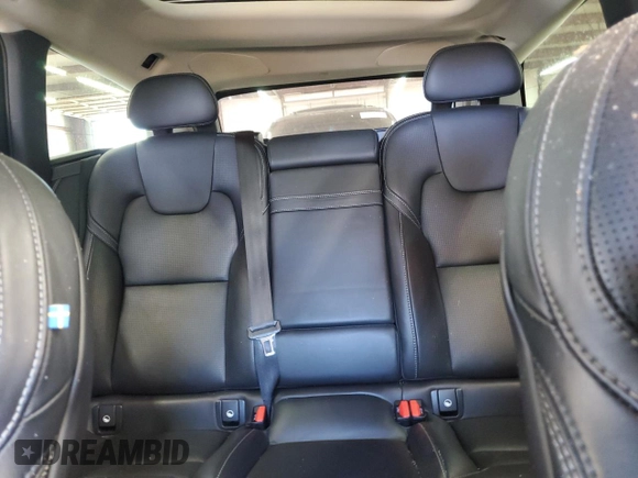 2018 Volvo V90 z VIN YV4A22NL6J1026625, wystawiony jako Copart lot #48945545 z przebiegiem 108 622 mil mil oraz Szkoda całkowita • Salvage title. Historia ofert i sprzedaży dostępna na DreamBid. Obrazek 10.
