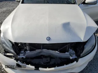 2017 Mercedes-Benz C 300 z VIN 55SWF4JBXHU196024, wystawiony jako Copart lot #42220035 z przebiegiem 95 899 mil mil oraz Szkoda całkowita • Salvage title. Historia ofert i sprzedaży dostępna na DreamBid. Obrazek 12.