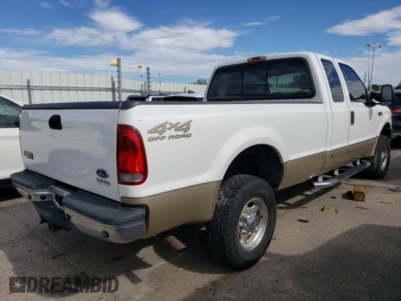 2001 Ford Super Duty F-250 XL with VIN 1FTNX21S81EC05051, listed as a Copart auction lot 68317304 with 121,045 mi miles and Clean Title. Bid and sale history available at carsss.com. Image 3.