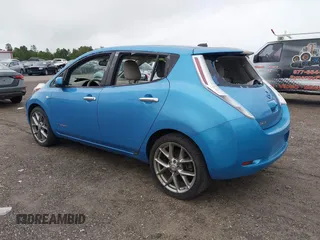 2012 Nissan LEAF SL with VIN JN1AZ0CPXCT022337, listed as a IAAI auction lot 40299658 with 43,173 mi miles. Bid and sale history available at carsss.com. Image 3.
