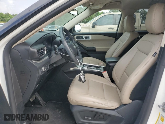 2020 Ford Explorer XLT z VIN 1FMSK7DH1LGB80124, wystawiony jako Copart lot #53377115 z przebiegiem 107 779 mil mil oraz Szkoda całkowita • Salvage title. Historia ofert i sprzedaży dostępna na DreamBid. Obrazek 7.