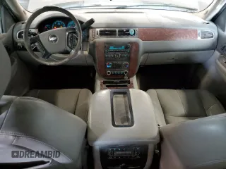 2007 Chevrolet Tahoe LT z VIN 1GNFK130X7J373208, wystawiony jako Copart lot #60710515 z przebiegiem 304 885 mil mil oraz Szkoda całkowita • Salvage title. Historia ofert i sprzedaży dostępna na DreamBid. Obrazek 8.