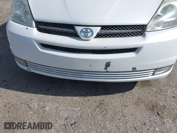 2004 Toyota Sienna XLE with VIN 5TDZA22C04S123985, listed as a IAAI auction lot 42173778 with 400,646 mi miles and . Bid and sale history available at carsss.com. Image 6.