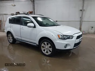 2011 Mitsubishi Outlander SE with VIN JA4JT3AW3BU007305, listed as a IAAI auction lot 42679434 with 189,610 mi miles and . Bid and sale history available at DreamBid. Image 1.