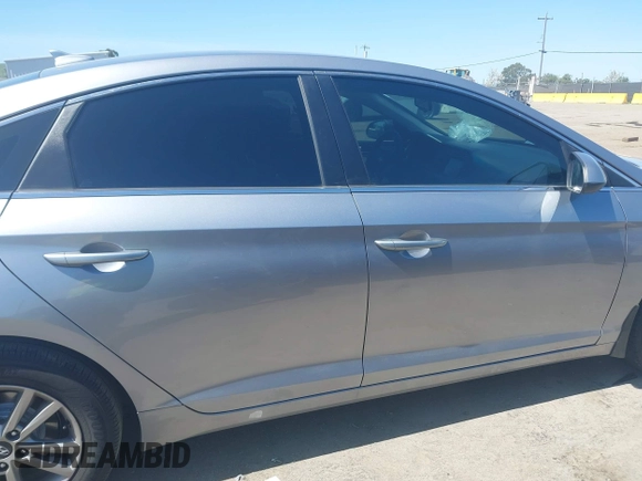2016 Hyundai Sonata SE with VIN 5NPE24AF0GH340000, listed as a IAAI auction lot 41945609 with 160,043 mi miles and . Bid and sale history available at carsss.com. Image 14.