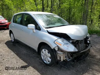 2008 Nissan Versa SL с VIN 3N1BC13E78L376077, выставлен на аукционе Copart как лот 58397225 с пробегом 101 297 миль миль и Списание • Salvage title. История ставок и продаж доступна на DreamBid. Изображение 4.