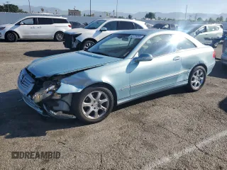 2004 Mercedes-Benz CLK 320 с VIN WDBTJ65J44F107908, выставлен на аукционе Copart как лот 52729355 с пробегом 64 577 миль миль и Списание • Salvage title. История ставок и продаж доступна на DreamBid. Изображение 1.