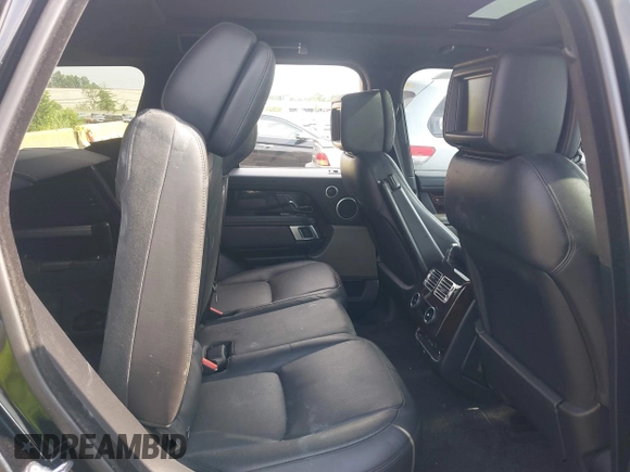 2018 Land Rover Range Rover z VIN SALGS2RE3JA389370, wystawiony jako IAAI lot #42508706 z przebiegiem 46 268 mil mil oraz . Historia ofert i sprzedaży dostępna na DreamBid. Obrazek 8.