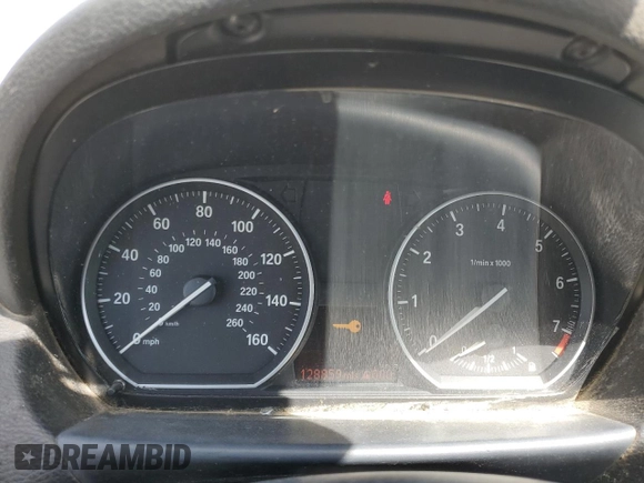 2010 BMW 1 Series 128i with VIN WBAUN1C5XAVH81789, listed as a Copart auction lot 49798465 with 128,859 mi miles and Clean title. Bid and sale history available at DreamBid. Image 9.