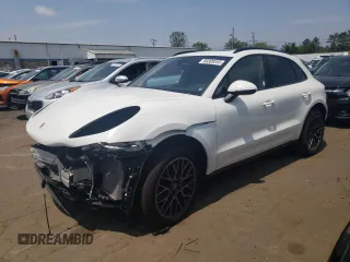 2017 Porsche Macan S z VIN WP1AB2A57HLB10136, wystawiony jako Copart lot #60309345 z przebiegiem 90 009 mil mil oraz Szkoda całkowita • Salvage title. Historia ofert i sprzedaży dostępna na DreamBid. Obrazek 1.