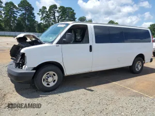 2020 Chevrolet Express Passenger LS z VIN 1GAZGNFP2L1226682, wystawiony jako Copart lot #64005154 z przebiegiem Nie podano mil oraz Szkoda całkowita • Salvage title. Historia ofert i sprzedaży dostępna na DreamBid. Obrazek 1.