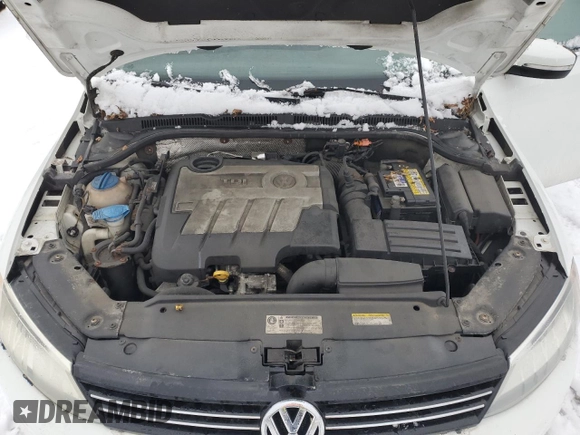 2014 Volkswagen Jetta Comfortline z VIN 3VWDL7AJ9EM398898, wystawiony jako Copart lot #86367554 z przebiegiem Nie podano mil oraz Czysty tytuł • Clean title. Historia ofert i sprzedaży dostępna na DreamBid. Obrazek 11.