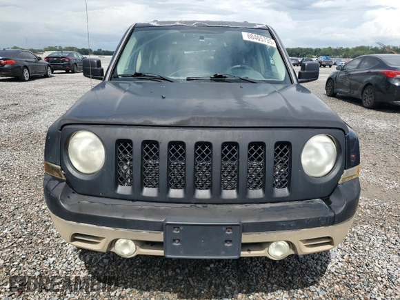 2014 Jeep Patriot Latitude with VIN 1C4NJRFBXED846992, listed as a Copart auction lot 60405735 with 93,779 mi miles and Clean title. Bid and sale history available at DreamBid. Image 5.