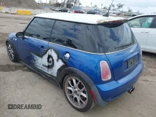 2006 MINI Hardtop S with VIN WMWRE33596TL21718, listed as a IAAI auction lot 42064271 with 177,664 mi miles and . Bid and sale history available at DreamBid. Image 3.