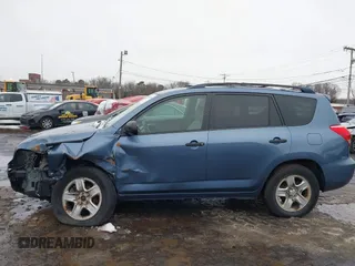 2007 Toyota RAV4 with VIN JTMZD33V376049723, listed as a IAAI auction lot 41560555 with 144,930 mi miles. Bid and sale history available at carsss.com. Image 18.