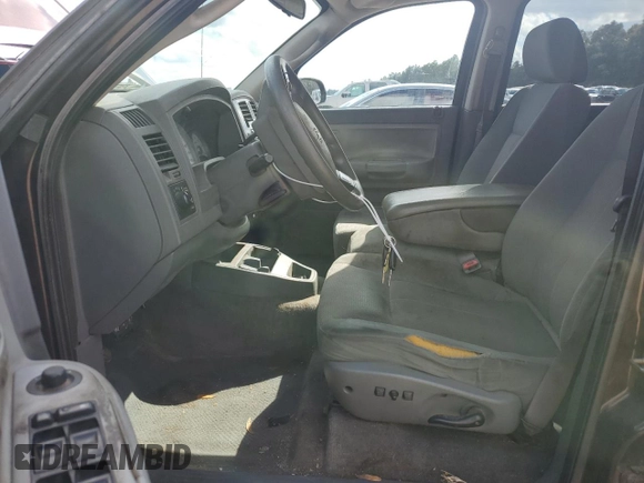 2005 Dodge Dakota SLT with VIN 1D7HE48N95S205605, listed as a Copart auction lot 44113325 with 206,391 mi miles and Salvage Title. Bid and sale history available at DreamBid. Image 7.