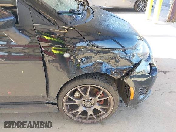 2015 FIAT 500 Turbo with VIN 3C3CFFHH2FT509287, listed as a IAAI auction lot 42030972 with 112,029 mi miles. Bid and sale history available at carsss.com. Image 6.