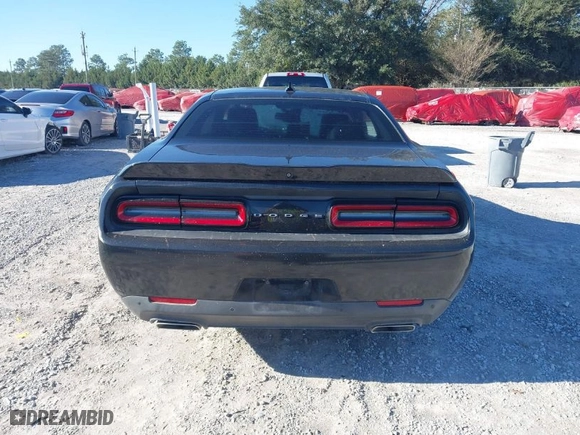2015 Dodge Challenger R/T Plus with VIN 2C3CDZBT5FH733697, listed as a IAAI auction lot 40841200 with NaN miles. Bid and sale history available at carsss.com. Image 16.