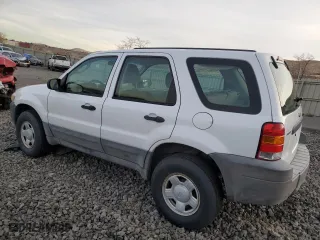 2007 Ford Escape XLS with VIN 1FMYU92Z37KA03346, listed as a Copart auction lot 84207824 with 181,969 mi miles and Clean Title. Bid and sale history available at carsss.com. Image 2.