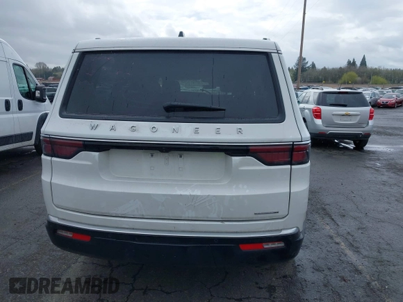 2024 Jeep Wagoneer Series II with VIN 1C4SJUBP6RS120202, listed as a IAAI auction lot 41916066 with 21,228 mi miles and . Bid and sale history available at DreamBid. Image 17.