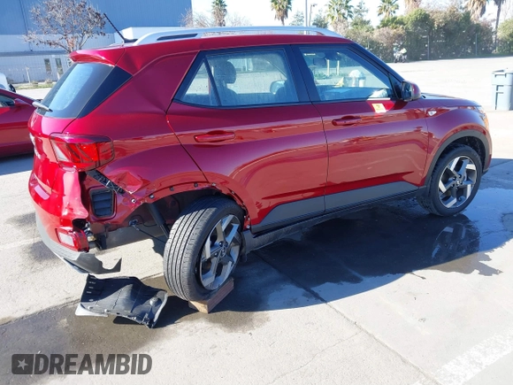 2024 Hyundai Venue SEL with VIN KMHRC8A32RU293150, listed as a IAAI auction lot 41309696 with 7,690 mi miles and . Bid and sale history available at DreamBid. Image 4.