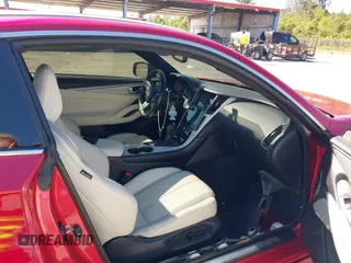 2018 Infiniti Q60 RED SPORT 400 with VIN JN1FV7EL4JM630513, listed as a IAAI auction lot 40411948 with 59,373 mi miles. Bid and sale history available at carsss.com. Image 5.