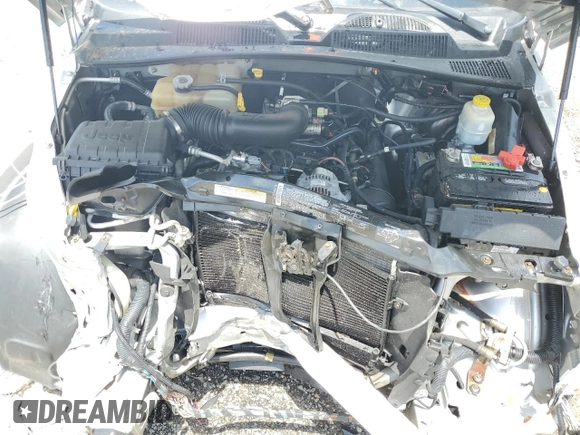 2005 Jeep Liberty Limited с VIN 1J4GL58K05W566120, выставлен на аукционе Copart как лот 61359725 с пробегом 49 943 миль миль и Списание • Salvage title. История ставок и продаж доступна на DreamBid. Изображение 11.