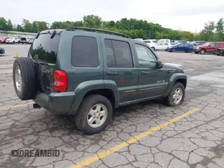 2002 Jeep Liberty Limited с VIN 1J4GL58K32W180061, выставлен на аукционе IAAI как лот 42644030 с пробегом 105 668 миль миль и . История ставок и продаж доступна на DreamBid. Изображение 4.