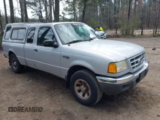 2001 Ford Ranger XL with VIN 1FTYR14U31PA75327, listed as a IAAI auction lot 41854983 with 207,567 mi miles. Bid and sale history available at carsss.com. Image 1.