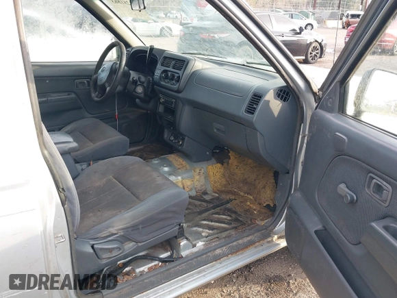 2001 Nissan Frontier XE with VIN 1N6DD26S31C350715, listed as a IAAI auction lot 41281863 with 285,114 mi miles and . Bid and sale history available at DreamBid. Image 5.