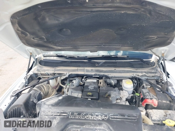 2024 Ram 2500 Big Horn z VIN 3C6UR5JL4RG340524, wystawiony jako IAAI lot #42423835 z przebiegiem 8 690 mil mil oraz . Historia ofert i sprzedaży dostępna na DreamBid. Obrazek 10.