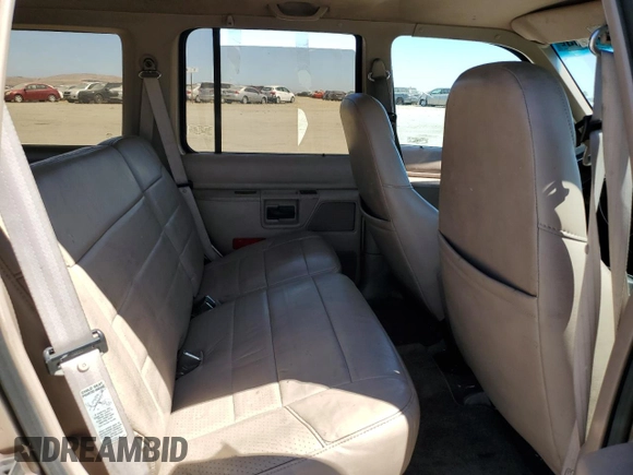 1993 Ford Explorer Eddie Bauer with VIN 1FMDU34X3PUA92606, listed as a Copart auction lot 57672895 with 72,606 mi miles and Salvage title. Bid and sale history available at DreamBid. Image 11.