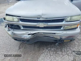 2004 Chevrolet Suburban Z71 with VIN 3GNFK16Z34G288542, listed as a IAAI auction lot 42504733 with 249,094 mi miles and . Bid and sale history available at DreamBid. Image 6.