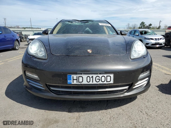 2013 Porsche Panamera with VIN WP0AA2A76DL015356, listed as a Copart auction lot 72474804 with 87,759 mi miles and Salvage Title. Bid and sale history available at carsss.com. Image 5.