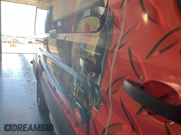 2018 Ford Transit с VIN 1FTBW3XG6JKB25666, выставлен на аукционе IAAI как лот 42726880 с пробегом 119 887 миль миль и . История ставок и продаж доступна на DreamBid. Изображение 27.