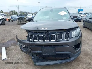 2018 Jeep Compass Latitude with VIN 3C4NJDBB8JT307154, listed as a IAAI auction lot 42056744 with 94,454 mi miles and . Bid and sale history available at DreamBid. Image 11.