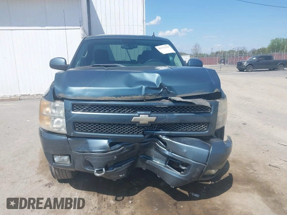 2009 Chevrolet Silverado 1500 LT with VIN 1GCEK29099Z214279, listed as a IAAI auction lot 42112324 with 55,953 mi miles and . Bid and sale history available at DreamBid. Image 12.
