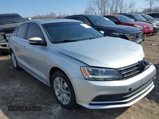 2015 Volkswagen Jetta SE z VIN 3VWD17AJ7FM256394, wystawiony jako IAAI lot #41770168 z przebiegiem 115 349 mil mil oraz . Historia ofert i sprzedaży dostępna na DreamBid. Obrazek 1.