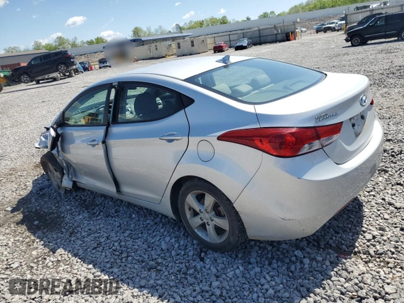 2013 Hyundai Elantra GLS с VIN KMHDH4AE2DU881886, выставлен на аукционе Copart как лот 52781275 с пробегом 64 252 миль миль и Списание • Salvage title. История ставок и продаж доступна на DreamBid. Изображение 2.